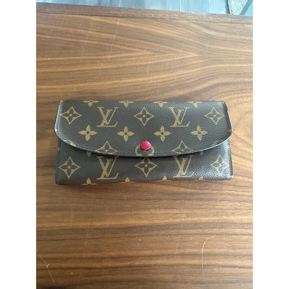 Louis Vuitton Monogram Emilie Wallet